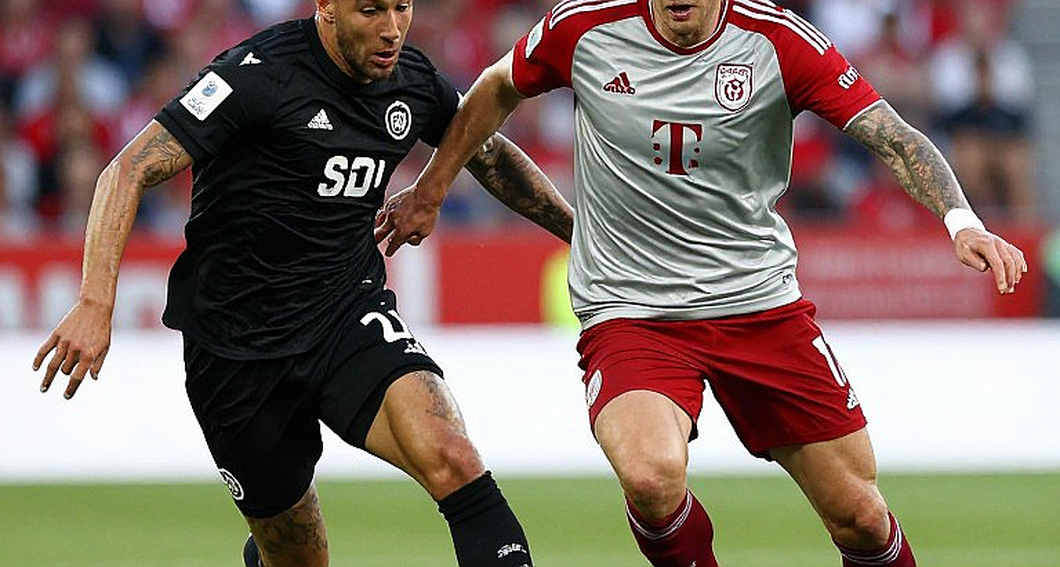 Tévez ấn định ngày chia tay ở La Bombonera: Messi và Ronaldo có thể đá chung một đội